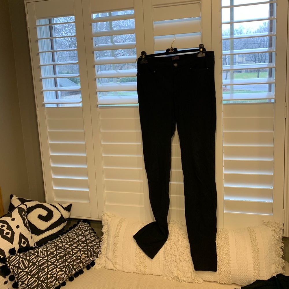 NYDJ black knit 5 pocket jean/pant